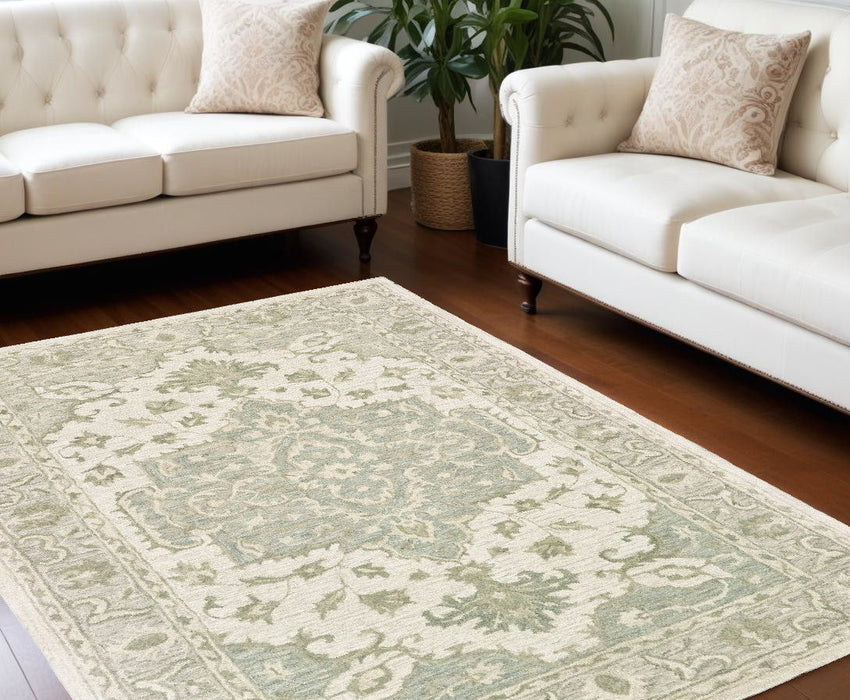 9' x 12' Wool Hand Tufted Area Rug - Green