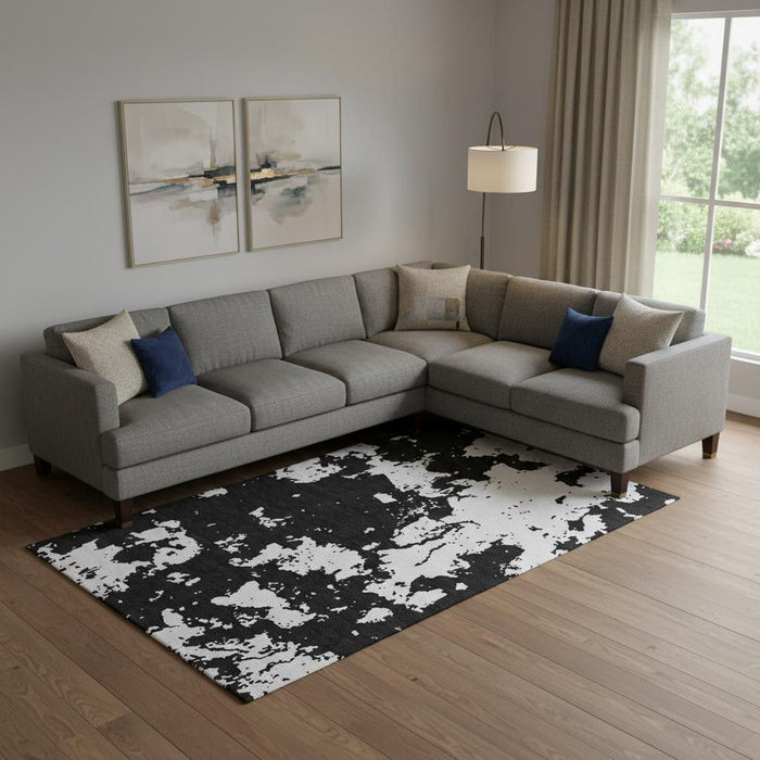 10' X 14' Abstract Washable Area Rug With UV Protection (671276) - Black / White