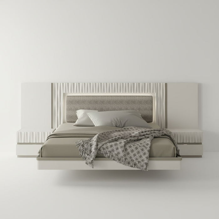 Marina - Bed