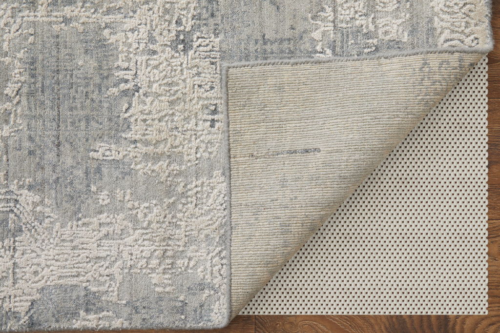 3' x 5' Casual Abstract Hand Woven Worn Faded Area Rug - Gray And Silver