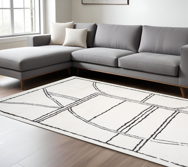 9' X 12' Geometric Area Rug - Ivory / Black