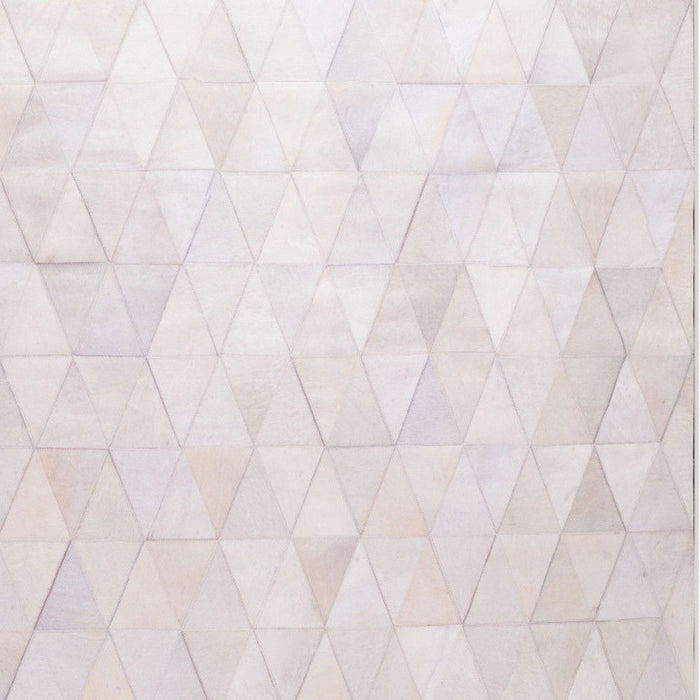 8' X 10' Cowhide Geometric Area Rug (544502) - Off White