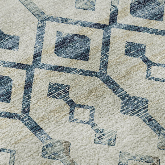 8' X 10' Tribal Washable Area Rug With UV Protection (644142) - Ivory / Blue