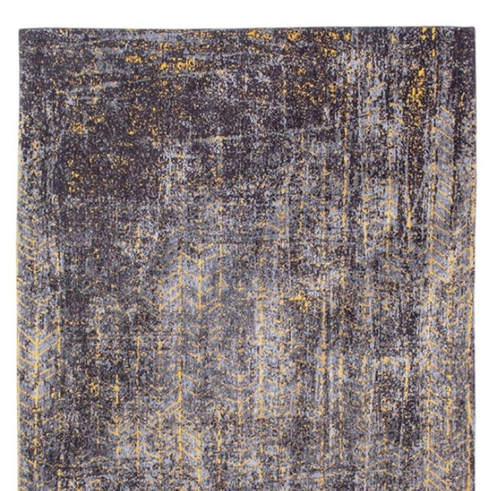 7' X 9' Chevron Washable Area Rug (548415) - Black / Gold