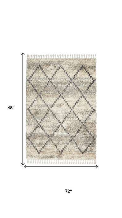 4' X 6' Geometric Shag Non Skid Area Rug With Fringe (552485) - Ivory / Gray