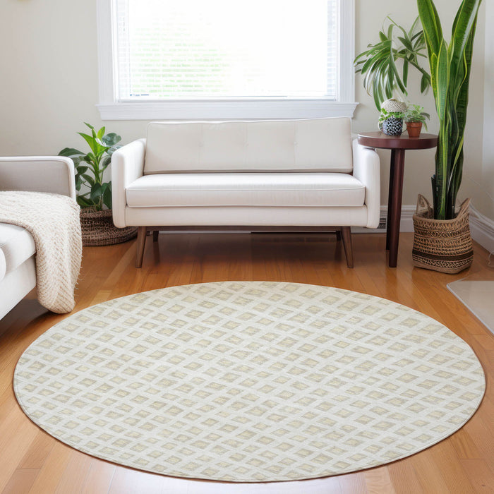 8' Geometric Washable Round Rug With UV Protection - Ivory / Beige