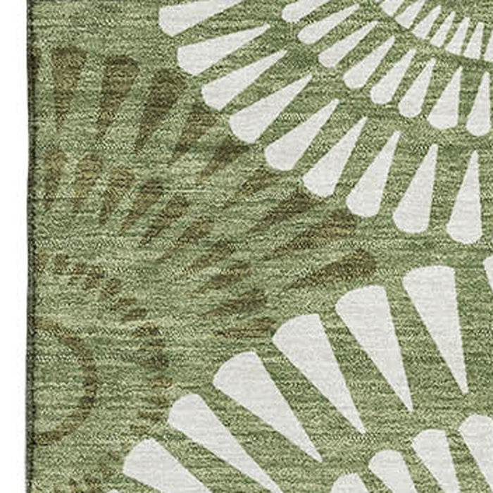 10' X 14' Geometric Washable Area Rug With UV Protection (669793) - Green / Ivory