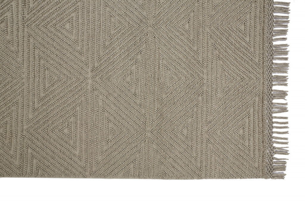 8' x 10' Wool Geometric Hand Woven Area Rug With Fringe - Tan And Ivory