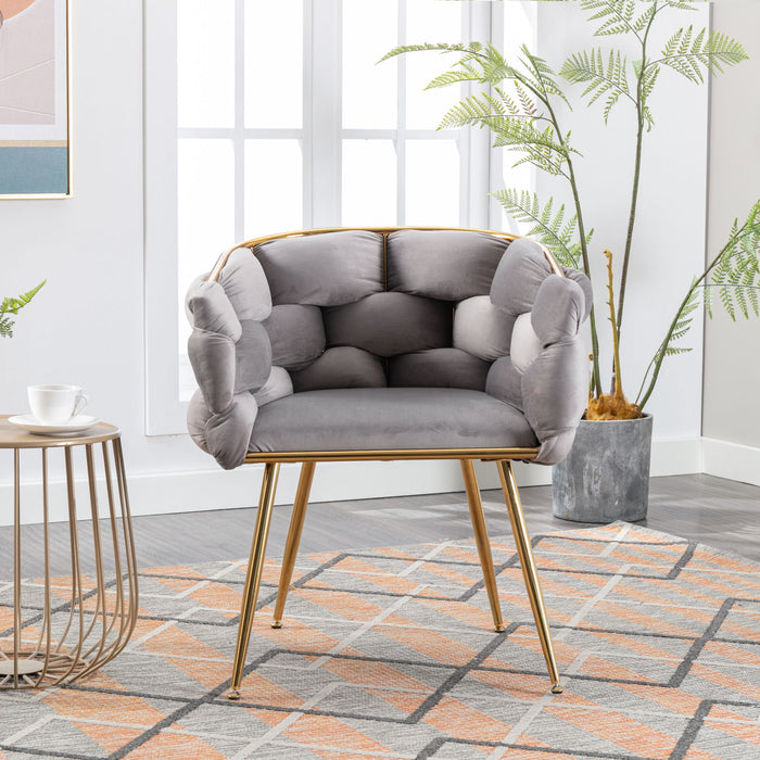 Giga luxury modern arm chair with simple design, suitable as a bedroom or living room lounge, featuring a comfortable backrest.