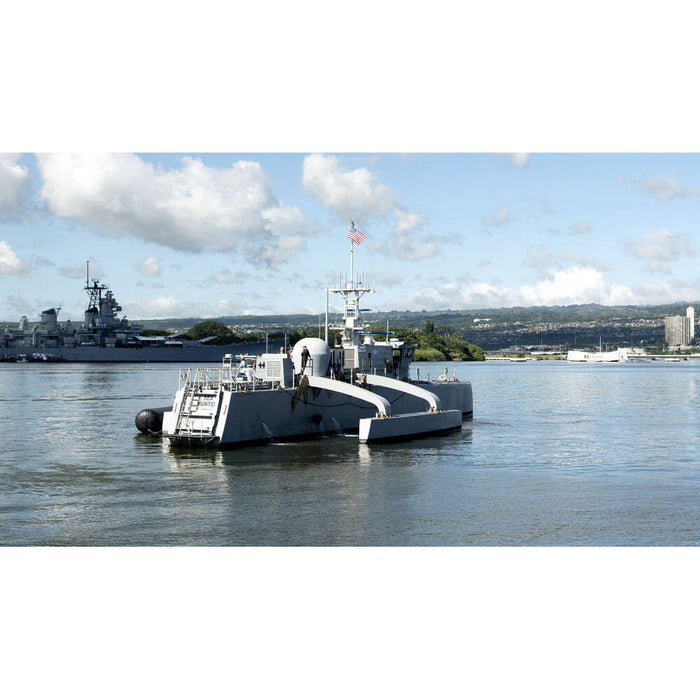 Hand Painted Model Boat (624271) - Gray