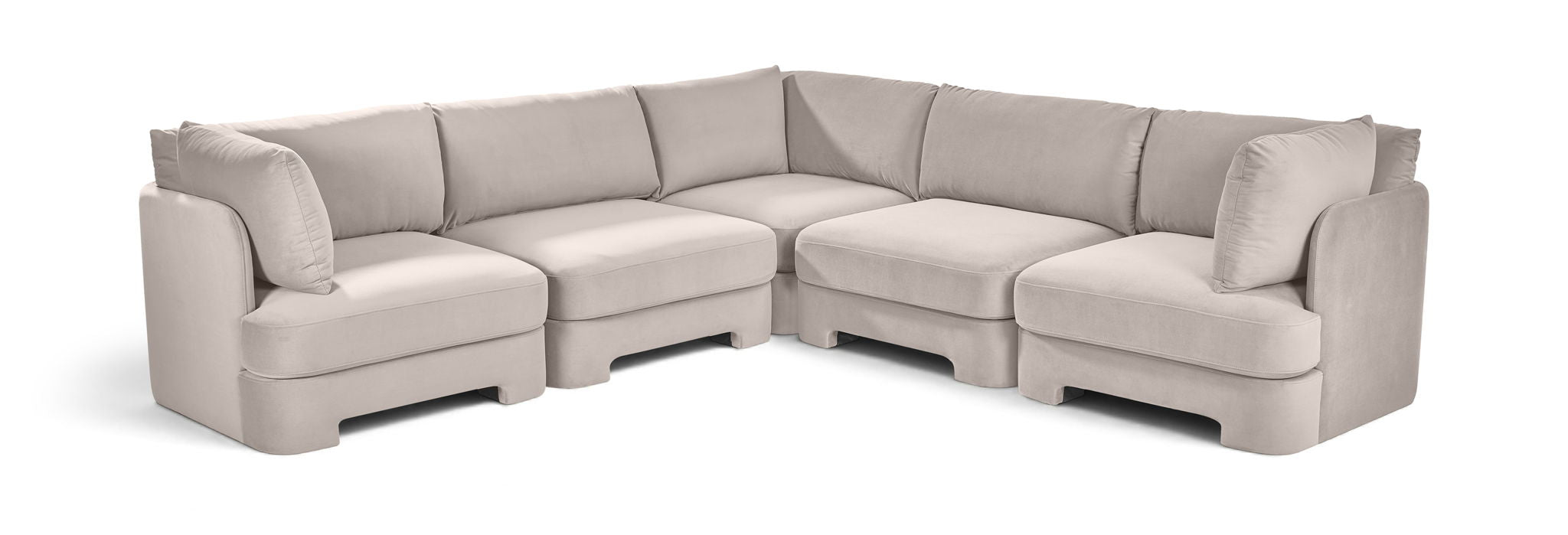 Meridian Furniture Hammond velvet performance fabric 5-piece corner sectional sofa with plush upholstery and modern design.