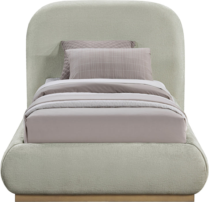 Vaughn - Chenille Bed With Natural Base