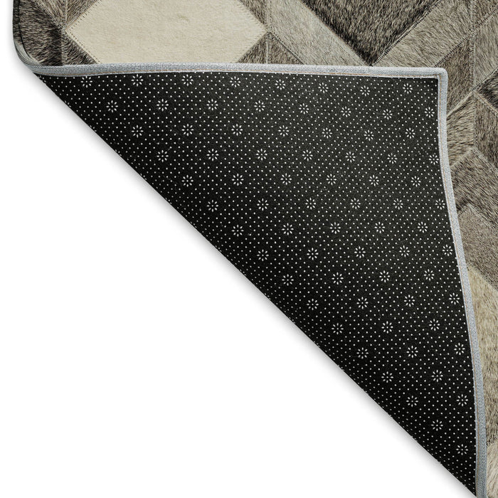 5' X 8' Geometric Washable Area Rug With UV Protection (644684) - Gray / Ivory / Black