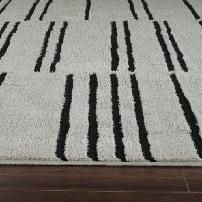 7.9' x 7.9' Abstract Distressed Area Rug - Cream And Black
