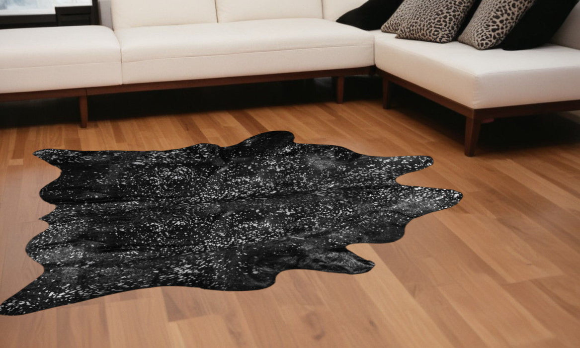 72" x 84" Cowhide - Area Rug - Black And Gold