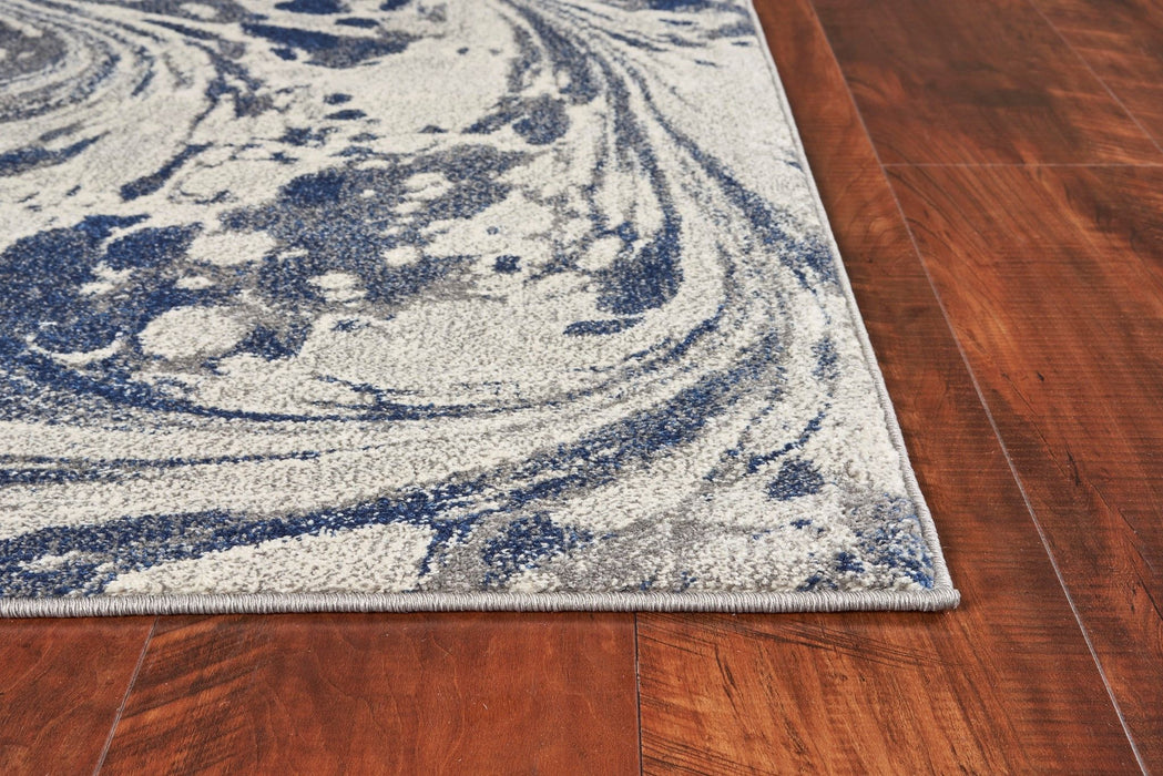8' x 10' Area Rug - Multicoloured