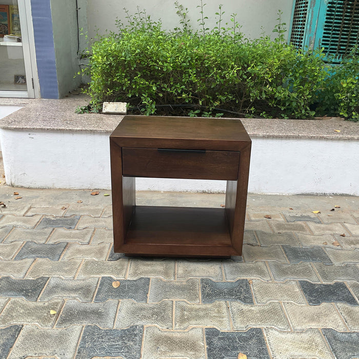 HP0426 End Table Mango