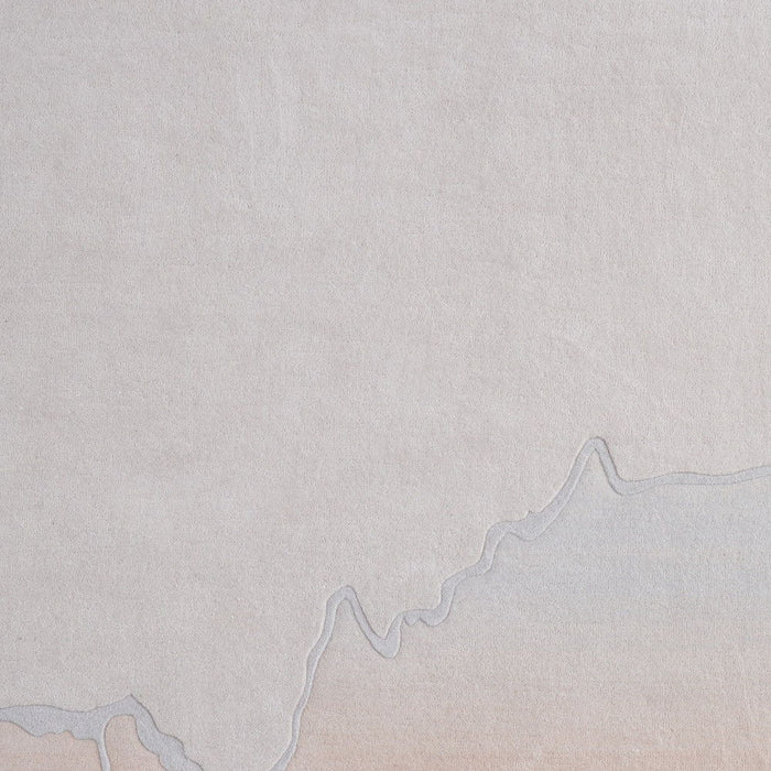 5' X 8' Ombre Hand Tufted Area Rug - Pink And Ivory