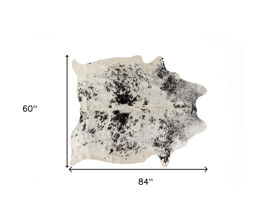 5' x 7' Cowhide Hand Knotted Area Rug - White And Black