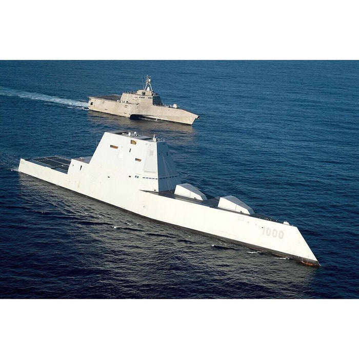Hand Painted Model Boat (624276) - Gray