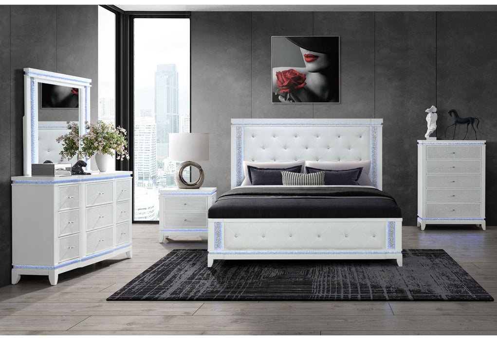 Alina - 5 Piece Full Bedroom Set With LED, Cooler, Speaker And USB - White