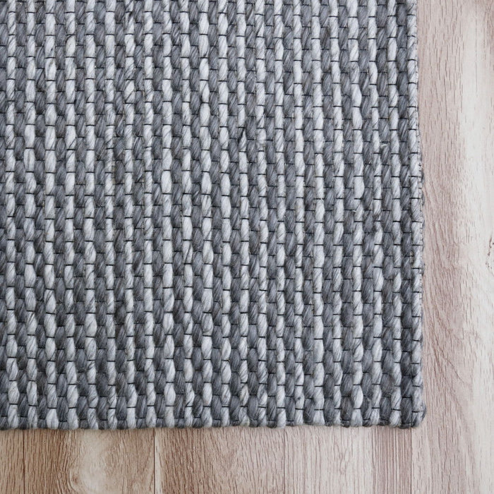 8' x 10' Striped Hand Woven Non Skid Area Rug - Gray And Silver