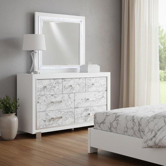 Modern Dresser With 7 Faux Marble Detailed Front Drawer. - White