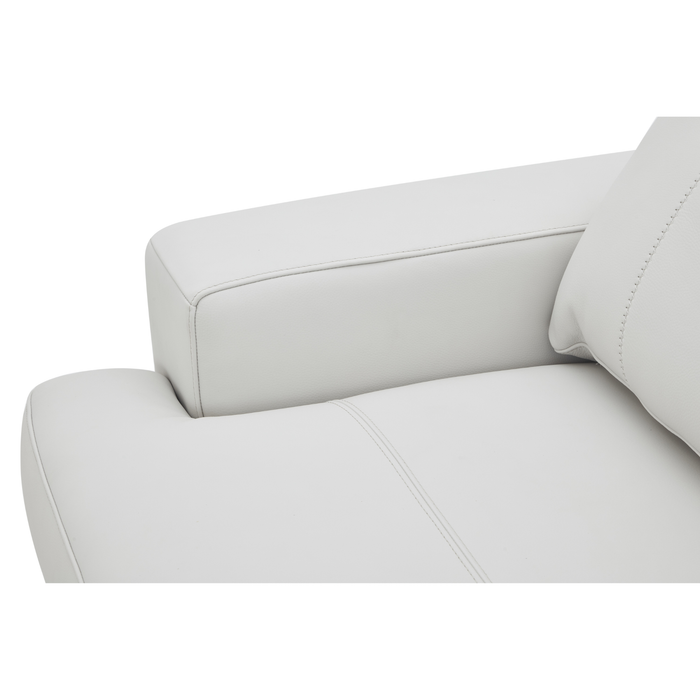 J & M Furniture Capri RHF Sectional in Frost
