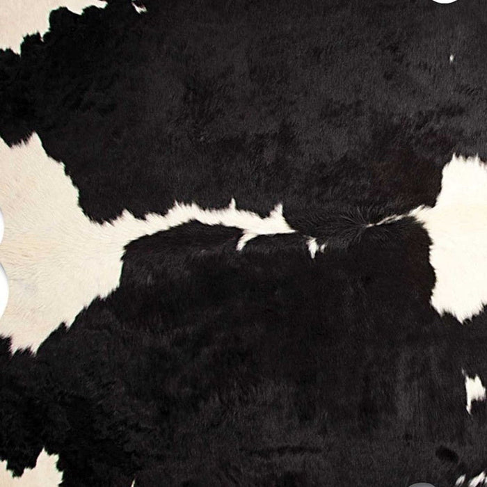 6' X 7' Cowhide Animal Print Area Rug - Black And White