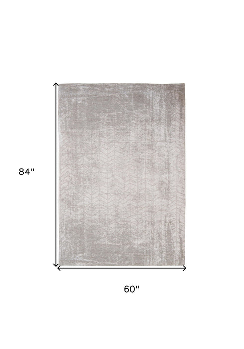 6' x 8' Chevron Non Skid Area Rug - Gray And White