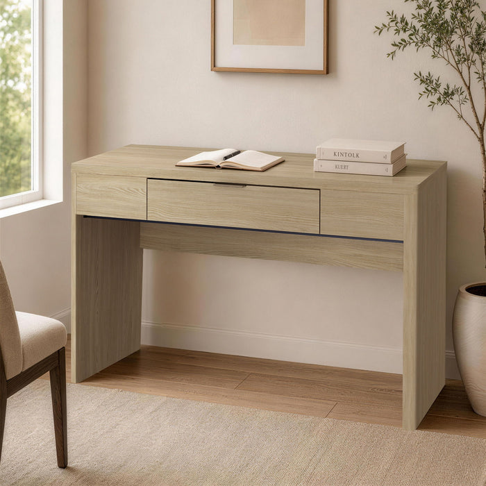 Manhattan Evelyn - Writing Desk