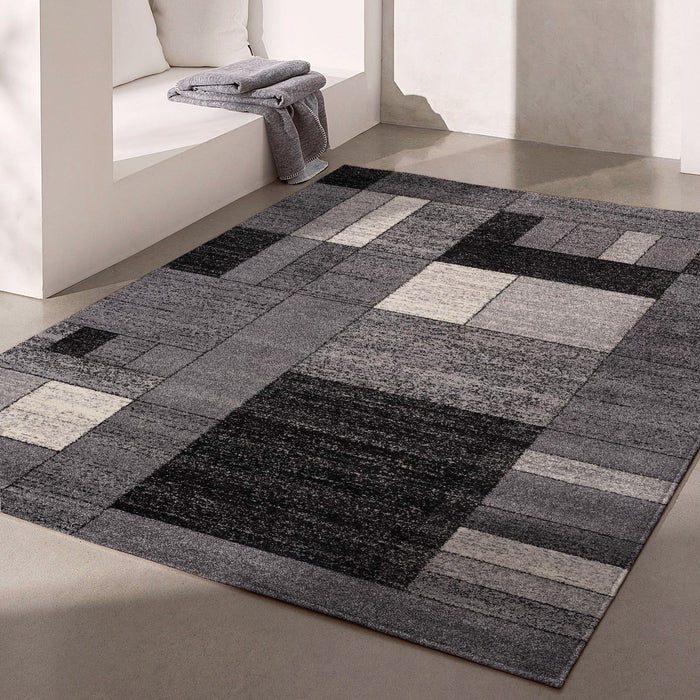 8' x 11' Distressed Geometric Area Rug - Gray
