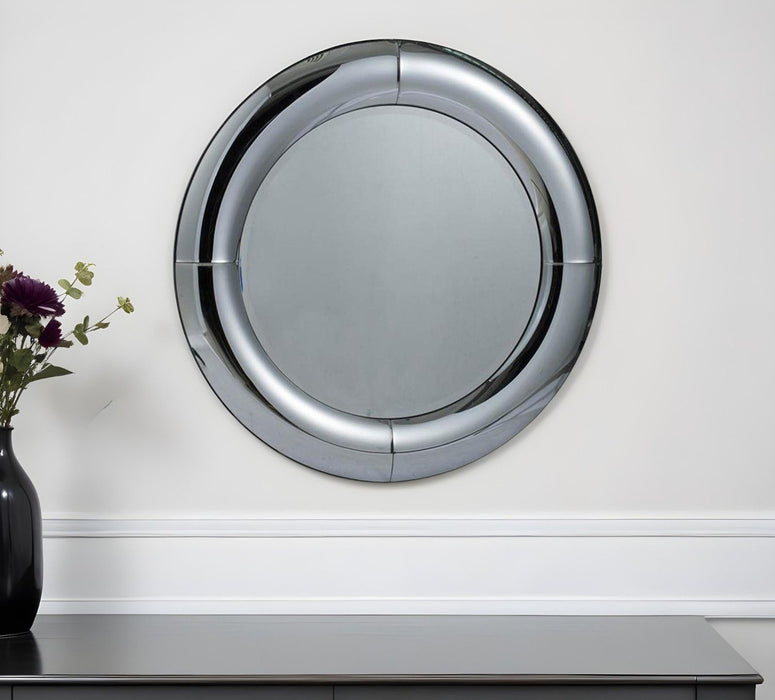 32" Round Curved Frame Accent Mirror - Silver