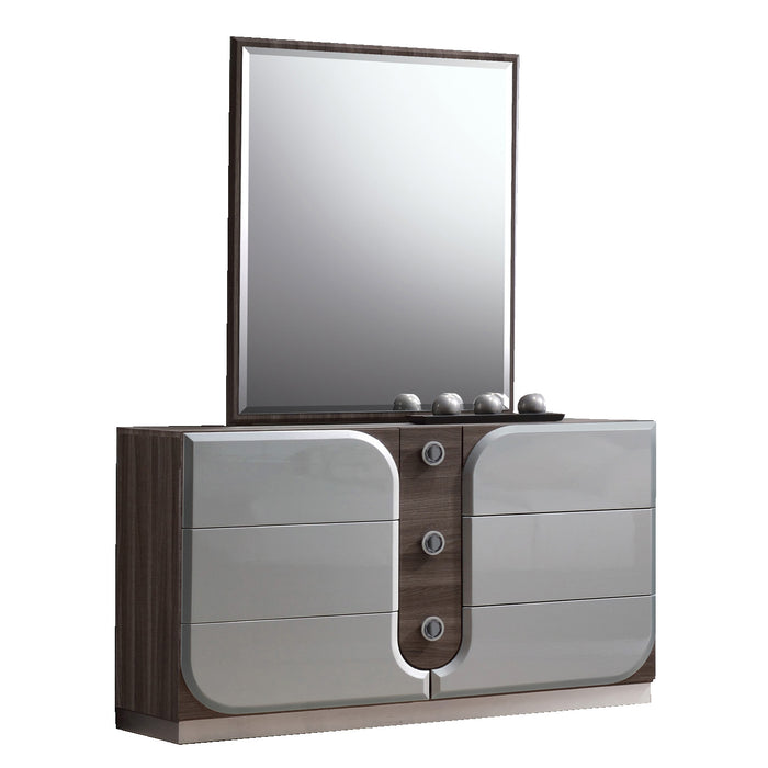 Chintaly London modern 5-piece bedroom set with queen size bed, includes matching nightstands and dresser in a contemporary style.