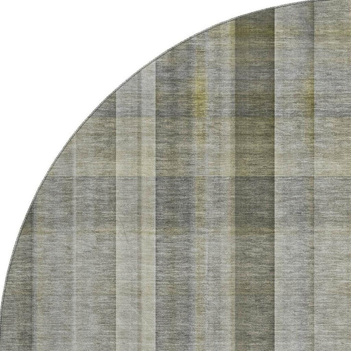 8' Plaid Washable Round Rug With UV Protection (648013) - Gray / Gold