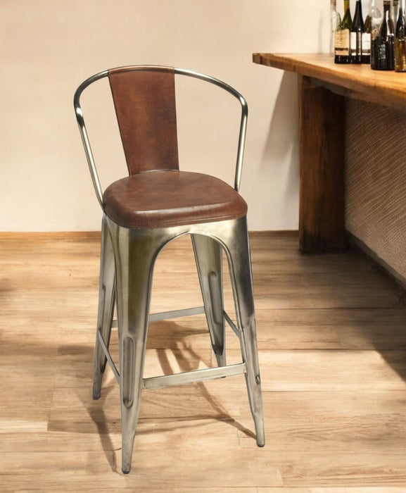 Iron Bar Chair - Brown / Gold