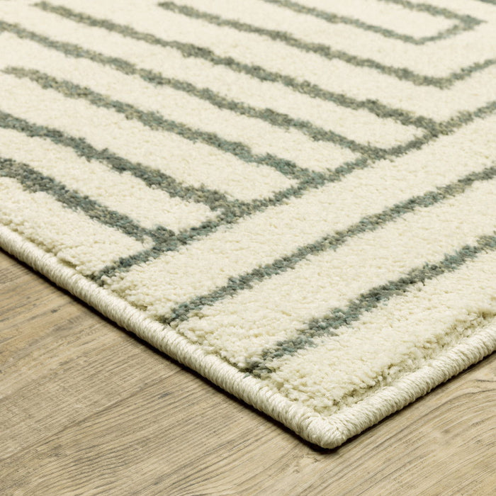 9.8' x 12.8' Geometric Power Loom Area Rug - Gray And Ivory