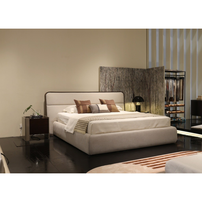 J & M Furniture G Oasis in King Size Bed