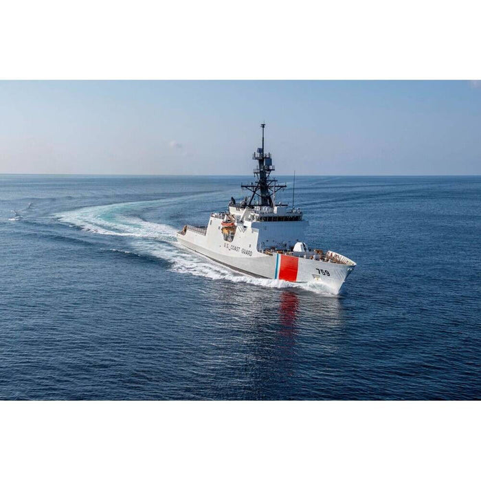 Hand Painted Model Boat (624370) - White