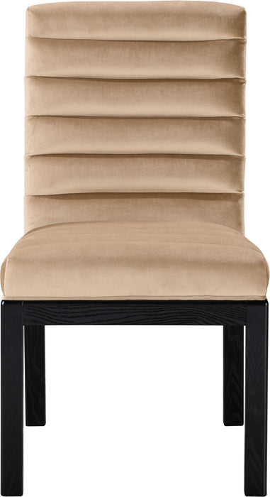 Evelyn - Dining Chair With Black Legs
