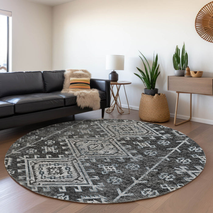8' Geometric Washable Round Rug With UV Protection - Graphite And Charcoal