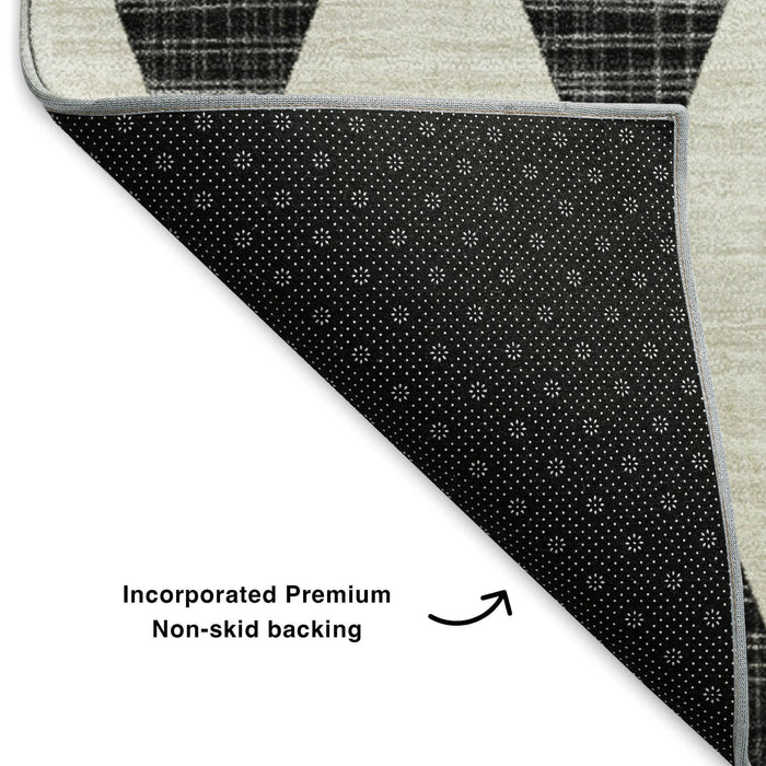 8' X 10' Diamond Washable Area Rug With UV Protection (650024) - Black / Ivory