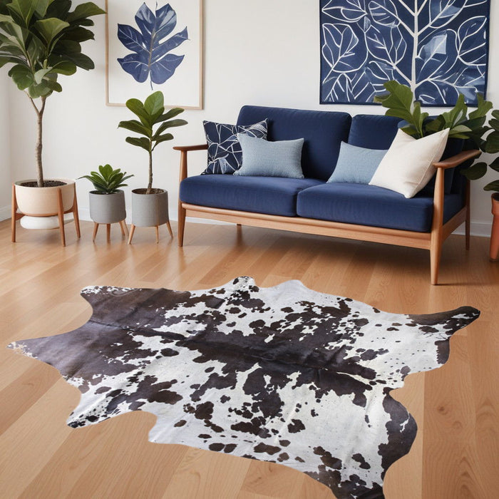 5' x 7' Cowhide Hand Knotted Area Rug - Wood Brown And White