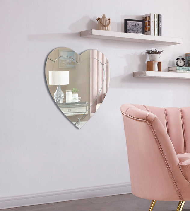 Silver heart-shaped accent mirror with pearl detailing from Meridian Furniture, featuring a reflective glass surface and decorative frame.