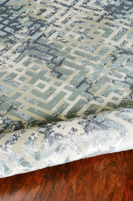 7' x 10' Polyester Area Rug - Sand Silver