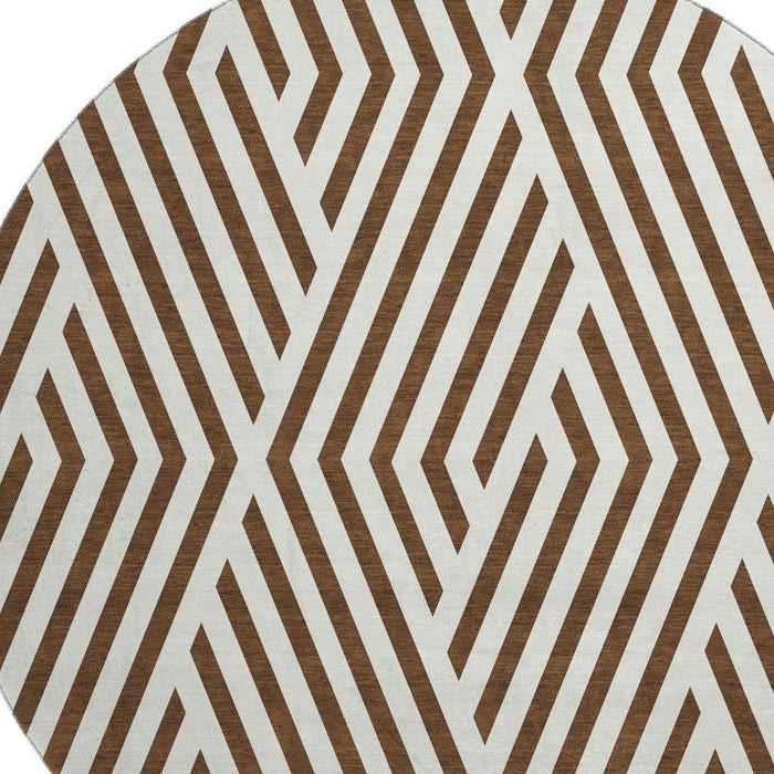 8' Geometric Washable Round Rug With UV Protection (648523) - Brown / Ivory