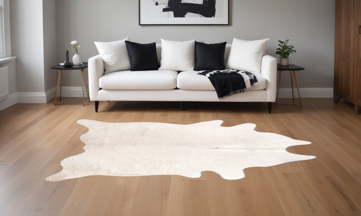 60" x 84" Cowhide Rug - Off White