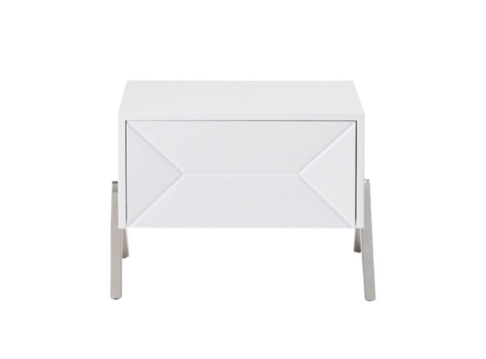 Modern Nightstand With One Drawer And Steel Legs - Silky White
