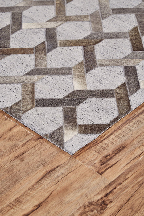 5' x 8' Geometric Hand Woven Area Rug - Gray Taupe And Silver