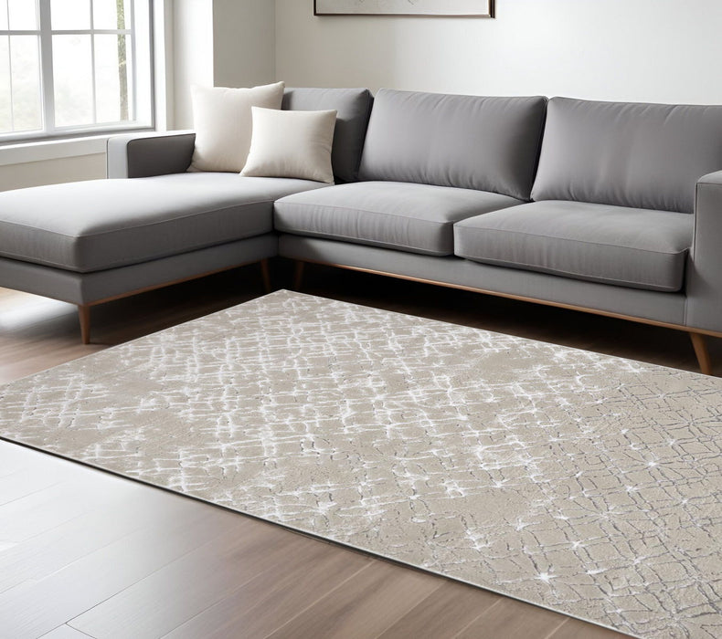 8' x 10' Abstract Polyester Area Rug - Silver Gray And White